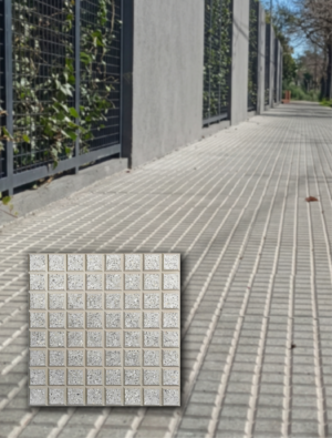 Loseta para vereda Adoquin Recto Gris C/ Blanco 40x40x1,7cm. Precio por M2.
